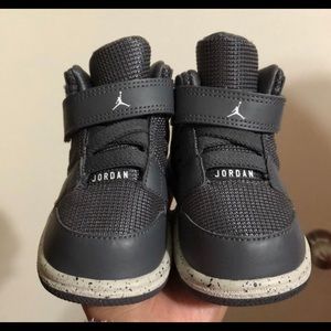 Toddler Boys Jordan’s Grey 6c